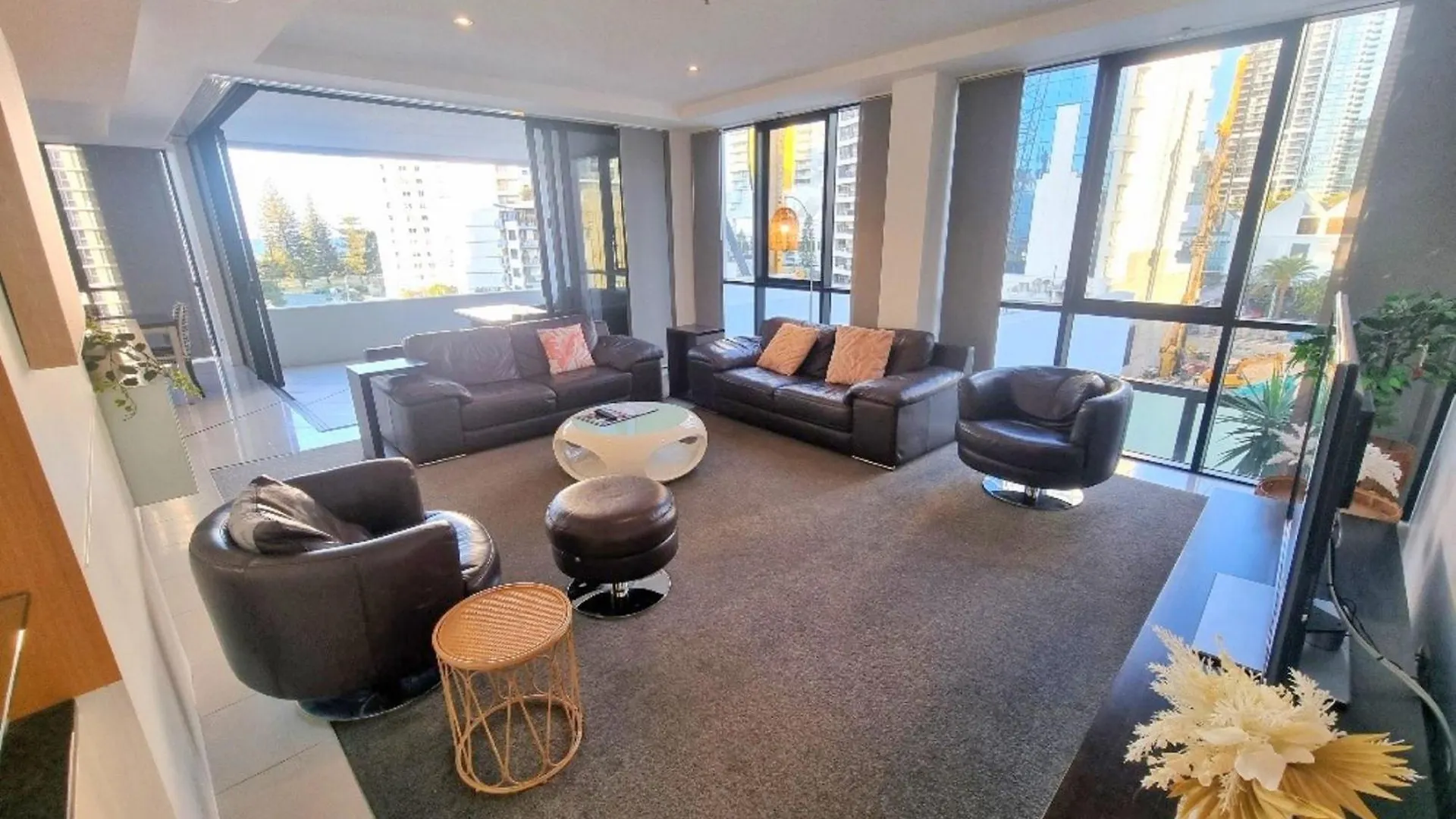 Aria Apartments Gold Coast 4*,  Australia