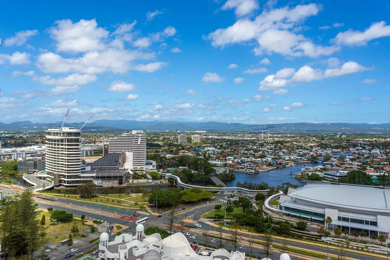 Aria Apartments Gold Coast Aparthotel